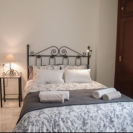 Ferienwohnung Fan Flat Rosaleda Málaga Exterior foto