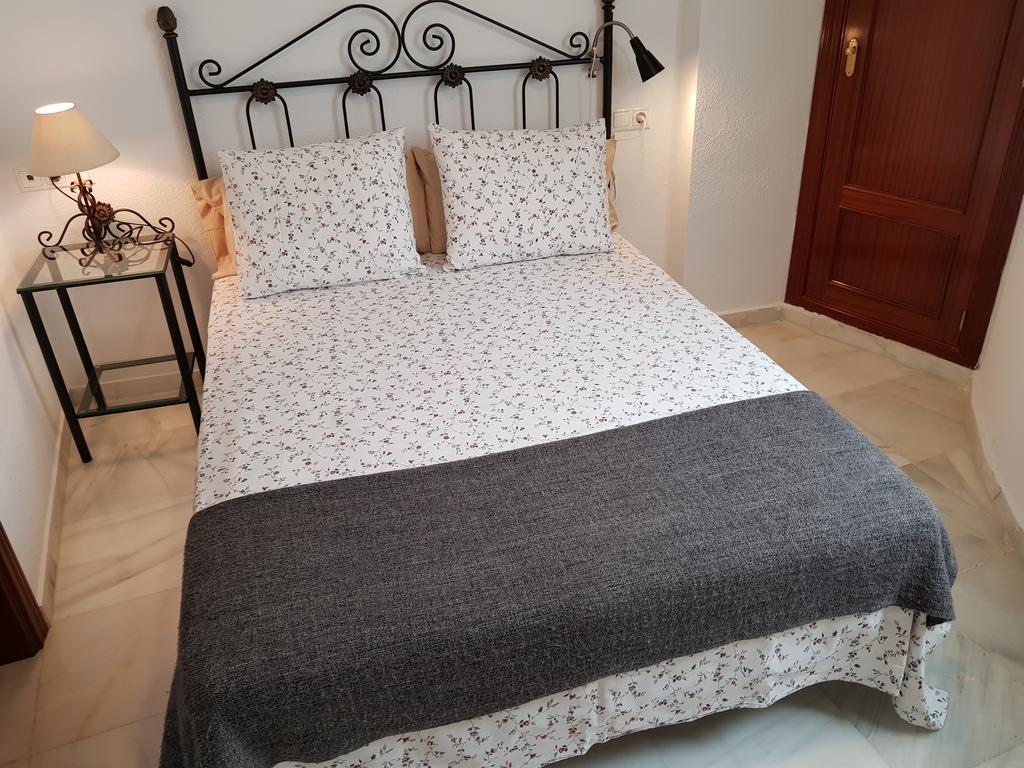 Ferienwohnung Fan Flat Rosaleda Málaga Exterior foto