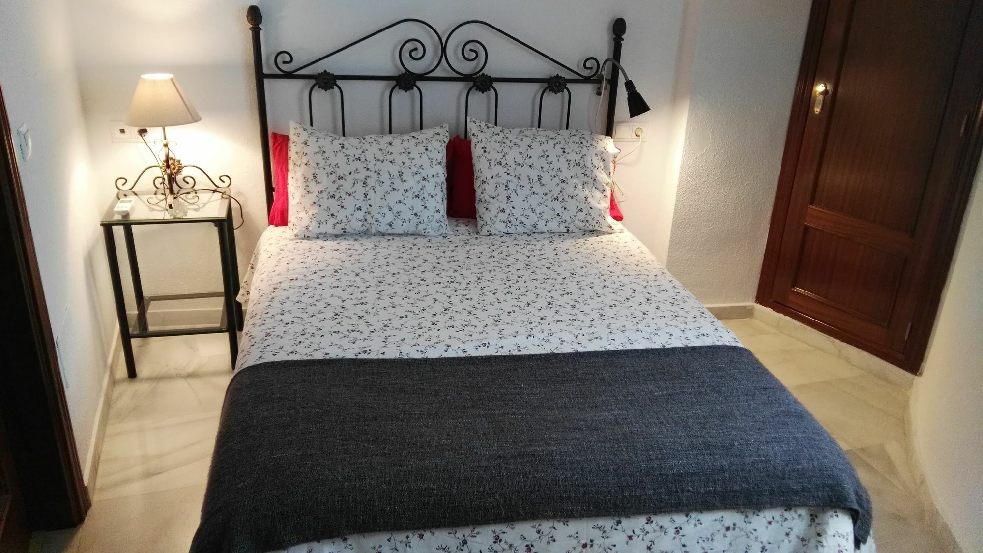 Ferienwohnung Fan Flat Rosaleda Málaga Exterior foto